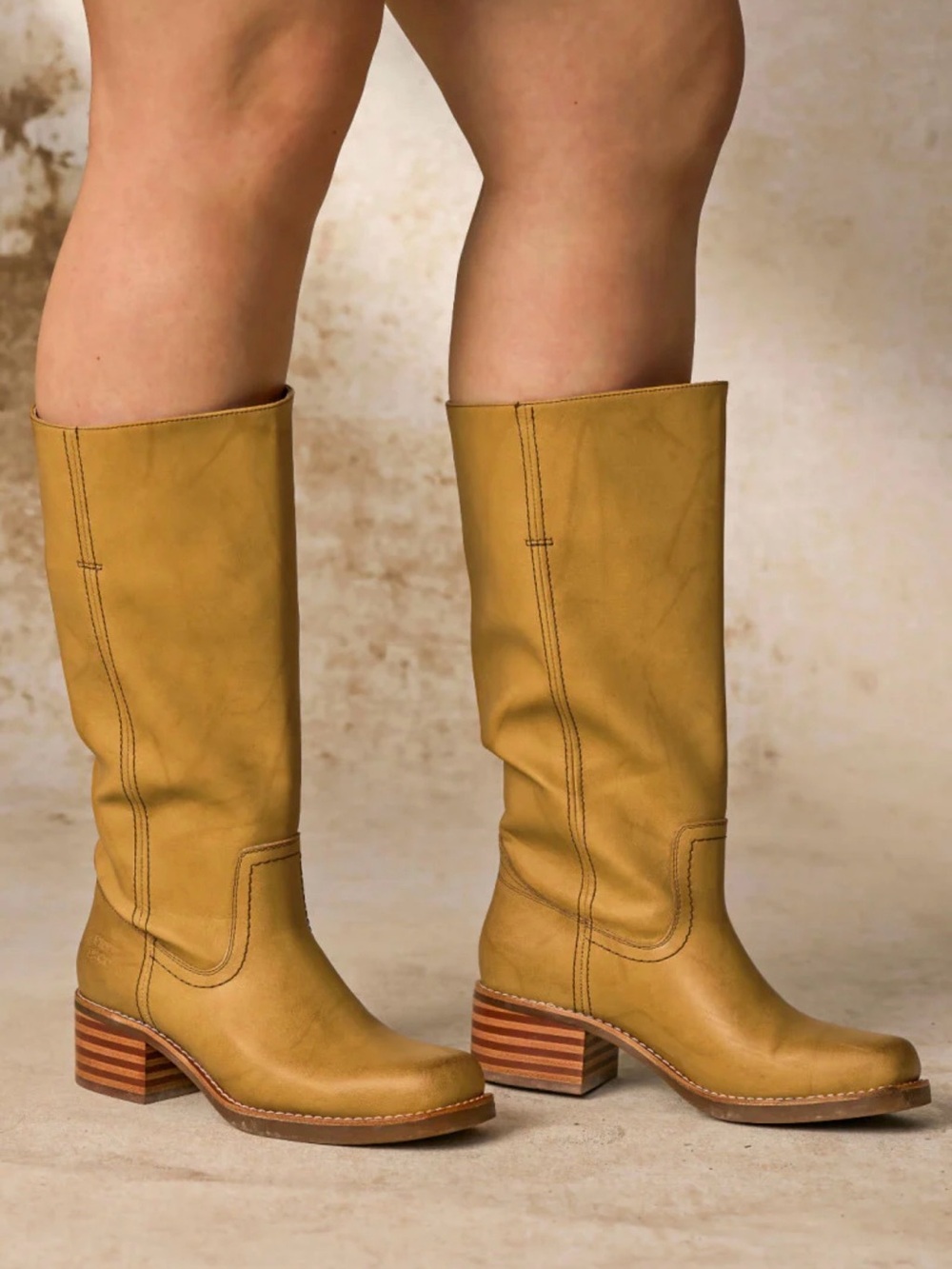 Frye and Co. Banana Miranda 14 Wide Calf